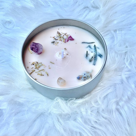 Serenity & Healing Aromatherapy Candle w Amethyst - Picture 8 of 14